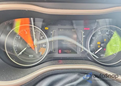 2014 Jeep Cherokee Laredo из США, поврежденный, VIN 1C4PJLCB8EW172548